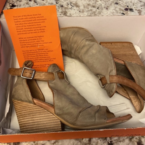 Miz Mooz Khaki & Tan Leather Kismet - Eu Sz 38. Comfortable & go w everything! - Picture 11 of 11